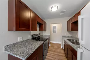 9371 Pagewood Ln, Houston, TX 77063 - Photo 14