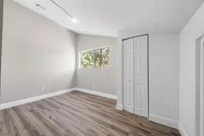 9371 Pagewood Lane, Houston, TX 77063 - Photo 24