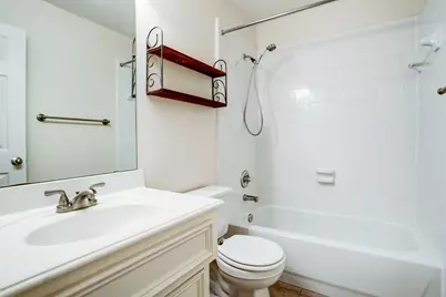 818 W Heights Hollow Lane, Houston, TX 77007 - Photo 14