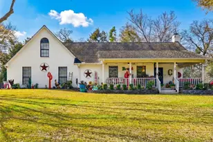 540 Hickory Creek Rd, Bellville, TX 77418 - Photo 2