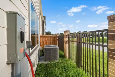 3119 Quiet Sunset Dr, Houston, TX 77080 - Photo 28