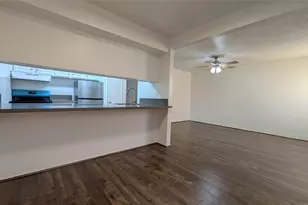 3131 Southwest Fwy, Houston, TX 77098 - Photo 2