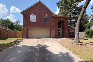 1702 Whispering Forest Dr, Houston, TX 77339 - Photo 1