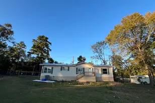 12070 Clark Ln, Conroe, TX 77385 - Photo 2