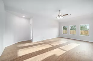 12408 Hackberry Dr, Willis, TX 77318 - Photo 6