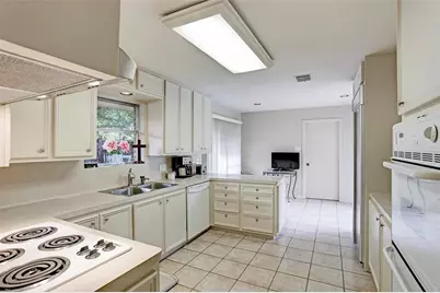 1611 Potomac Drive, Houston, TX 77057 - Photo 6