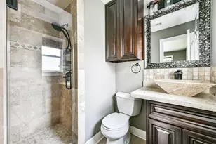 6833 Concho St, Houston, TX 77074 - Photo 22