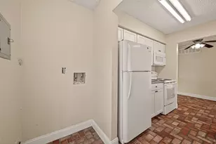 1500 Bay Area Blvd, Houston, TX 77058 - Photo 12