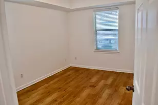 2302 Colorado St, Houston, TX 77007 - Photo 6