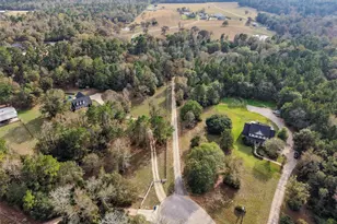 18451 Hills Lake Ct, Montgomery, TX 77316 - Photo 36