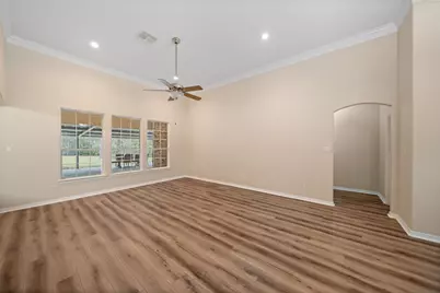 18451 Hills Lake Ct, Montgomery, TX 77316 - Photo 6