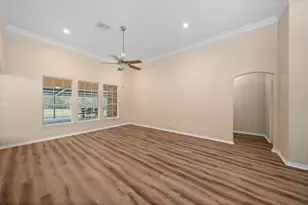 18451 Hills Lake Ct, Montgomery, TX 77316 - Photo 6