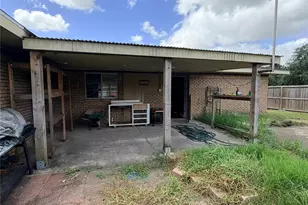 910 San Jacinto Ave, Texas City, TX 77590 - Photo 28