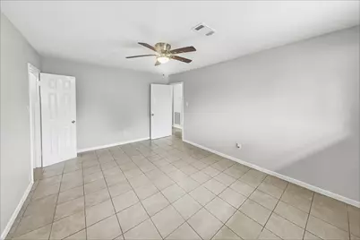 9619 Guest Street, Houston, TX 77078 - Photo 8