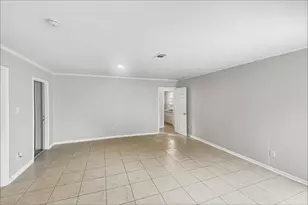 9619 Guest St, Houston, TX 77078 - Photo 4