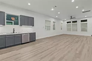 8129 Hoffman St, Houston, TX 77016 - Photo 4