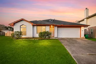 1530 Hunter Green Ln, Fresno, TX 77545 - Photo 1