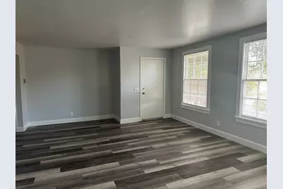 800 Travis Street #RedBud, Columbus, TX 78934 - Photo 4