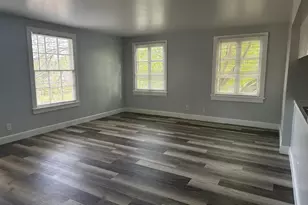 800 Travis St, Columbus, TX 78934 - Photo 2