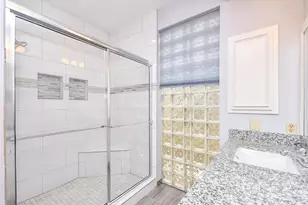 11747 Riverview Dr, Houston, TX 77077 - Photo 34