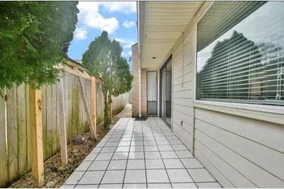 11747 Riverview Dr, Houston, TX 77077 - Photo 46