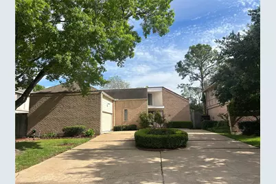 11747 Riverview Dr, Houston, TX 77077 - Photo 2