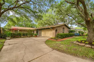 5327 Valkeith Dr, Houston, TX 77096 - Photo 1
