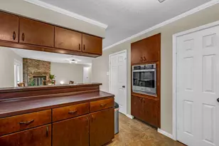 1728 Dolphin Dr, Seabrook, TX 77586 - Photo 8
