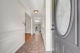 705 Quaker Dr, Friendswood, TX 77546 - Photo 4