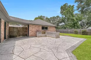 705 Quaker Dr, Friendswood, TX 77546 - Photo 26