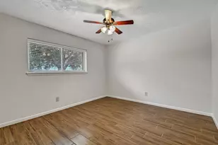 705 Quaker Dr, Friendswood, TX 77546 - Photo 20