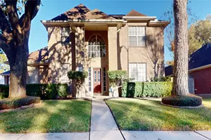 16215 Willowpark Dr, Tomball, TX 77377 - Photo 2