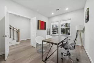 6338 Paddington Bnd Dr, Houston, TX 77008 - Photo 22