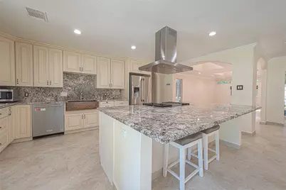 3019 Stoney Brook Drive, Houston, TX 77063 - Photo 12