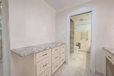 3019 Stoney Brook Drive, Houston, TX 77063 - Photo 34