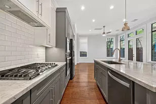 11012 Ave Malkenu Ave, Houston, TX 77043 - Photo 18
