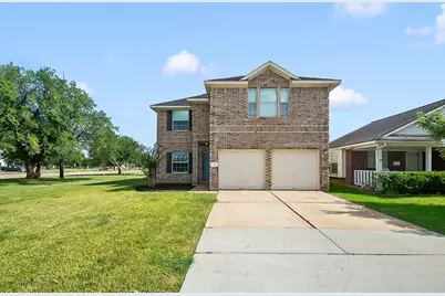 101 Cacao Street, Lake Jackson, TX 77566 - Photo 2