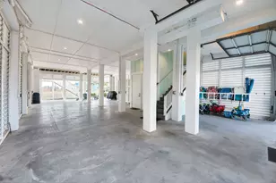 3815 Seabreeze Ln, Galveston, TX 77554 - Photo 8