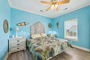 940 Gregory Ln, Crystal Beach, TN 77650 - Photo 10