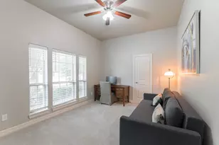 198 Hearthshire Cir, The Woodlands, TX 77354 - Photo 6