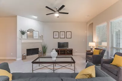 198 Hearthshire Circle, The Woodlands, TX 77354 - Photo 22