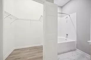 5353 Memorial Dr, Houston, TX 77007 - Photo 8
