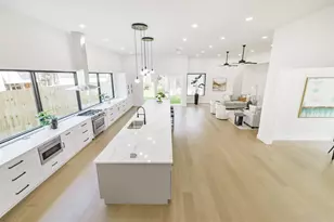 3720 Ella Blvd, Houston, TX 77018 - Photo 8