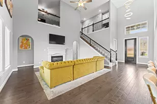 2806 Emerald Pines Ln, Iowa Colony, TX 77583 - Photo 8