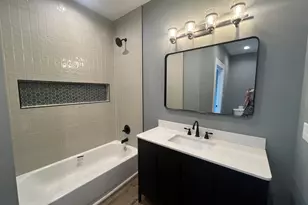 106 N Scott St, Fayetteville, TX 78940 - Photo 12