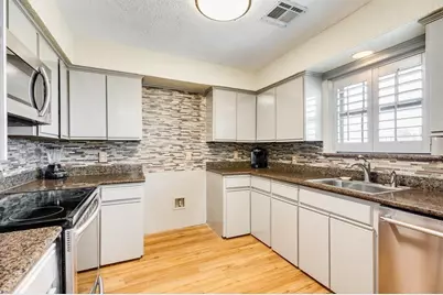 411 Sailfish Avenue #102, Freeport, TX 77541 - Photo 10