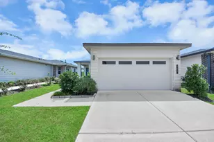 12527 Colchester Creek Ct, Houston, TX 77047 - Photo 2