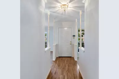 8018 Holiday Lane, Houston, TX 77075 - Photo 6