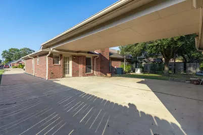 8018 Holiday Lane, Houston, TX 77075 - Photo 36