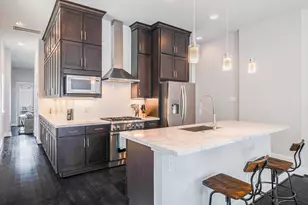 925 Herkimer St, Houston, TX 77008 - Photo 10